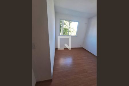 Quarto de apartamento para alugar com 2 quartos, 40m² em Cavalhada, Porto Alegre