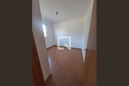Quarto de apartamento para alugar com 2 quartos, 40m² em Cavalhada, Porto Alegre