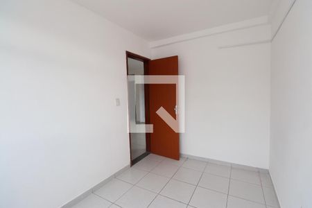 Quarto 1 de apartamento para alugar com 2 quartos, 40m² em Itapuã, Salvador