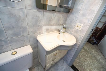 Pia de apartamento para alugar com 2 quartos, 56m² em Vila Granada, São Paulo