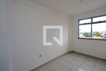 Quarto 1 de apartamento para alugar com 2 quartos, 40m² em Itapuã, Salvador