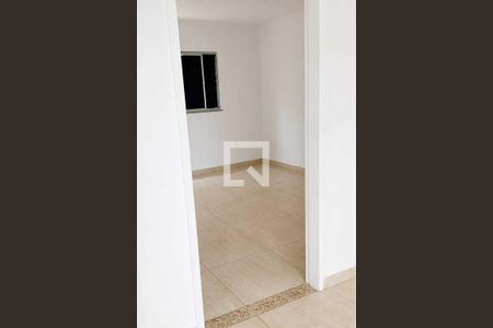 Quarto de casa para alugar com 2 quartos, 70m² em Guaratiba, Rio de Janeiro