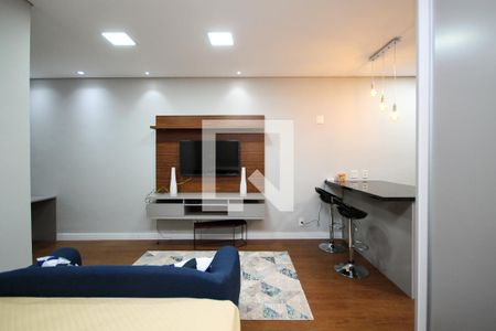 Sala de kitnet/studio para alugar com 1 quarto, 48m² em Jardim Barbacena, Cotia