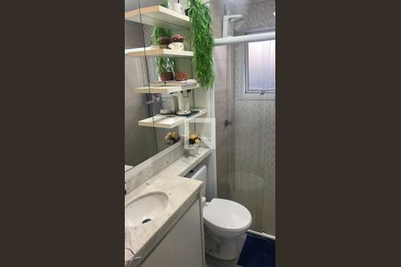 Banheiro de apartamento para alugar com 2 quartos, 56m² em Jardim do Líbano, Barueri