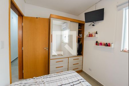 Quarto de casa para alugar com 2 quartos, 120m² em Chácara Belo Horizonte, Taubaté