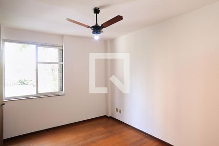 Suíte de apartamento para alugar com 4 quartos, 220m² em Funcionários, Belo Horizonte