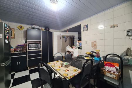 Cozinha de casa à venda com 2 quartos, 120m² em Jardim Caguassu, São Paulo