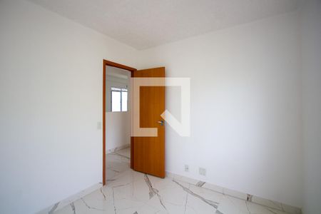 Quarto 1 de apartamento para alugar com 2 quartos, 41m² em Tribobó, São Gonçalo