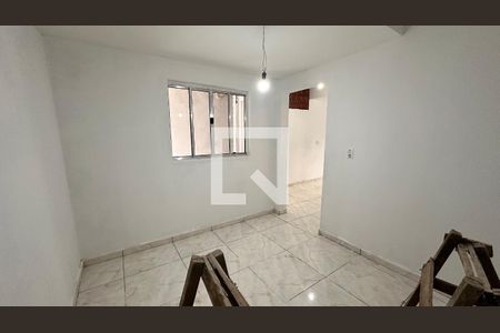 Casa para alugar com 2 quartos, 80m² em Jardim Capelinha, São Paulo