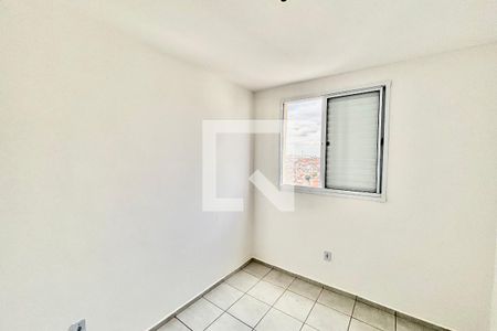 Quarto 2 de apartamento para alugar com 2 quartos, 49m² em Jardim Lourdes, Ferraz de Vasconcelos