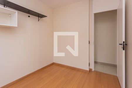 Quarto 1 de apartamento para alugar com 2 quartos, 49m² em Jardim Sabara, São Paulo