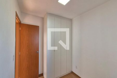 Quarto 1  de apartamento para alugar com 2 quartos, 43m² em Parque Industrial, Campinas