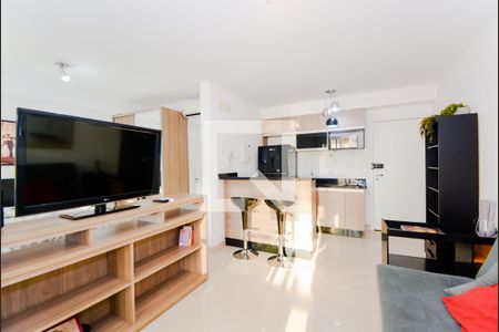 Sala de kitnet/studio para alugar com 1 quarto, 37m² em Portal dos Gramados, Guarulhos