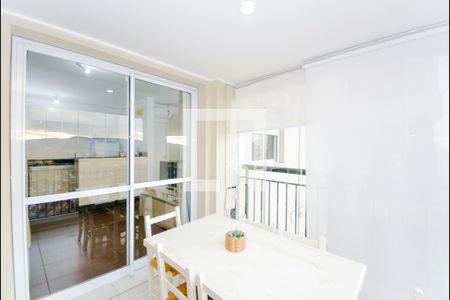 Varanda de kitnet/studio para alugar com 1 quarto, 38m² em Portal dos Gramados, Guarulhos