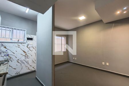 Cozinha/sala de casa de condomínio para alugar com 1 quarto, 48m² em Cidade Ocian, Praia Grande