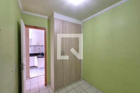 Quarto 1  de apartamento para alugar com 2 quartos, 45m² em Jardim Itatiaia, Campinas
