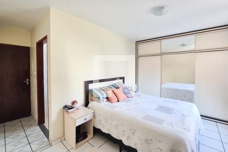Suíte de apartamento à venda com 2 quartos, 120m² em Jardim Calux, São Bernardo do Campo