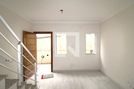 Apartamento para alugar com 2 quartos, 60m² em Vila Vitorio Mazzei, São Paulo