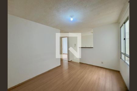 Sala de apartamento à venda com 2 quartos, 52m² em Vila Alzira, Guarulhos