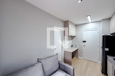Sala de kitnet/studio para alugar com 1 quarto, 28m² em Liberdade, São Paulo