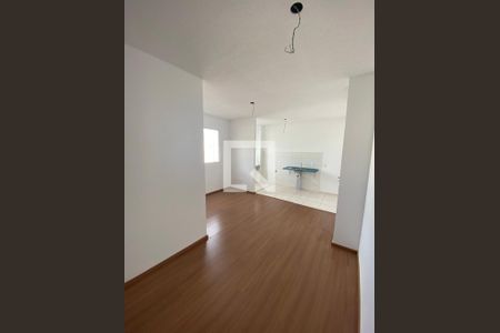 Sala de apartamento para alugar com 2 quartos, 48m² em Parque das Oliveiras, Ribeirão Preto