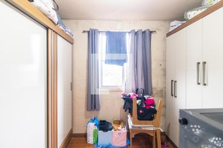Quarto 2 de apartamento para alugar com 2 quartos, 50m² em Vila Nova, Porto Alegre