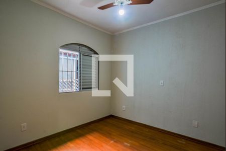 Quarto 2 de casa à venda com 3 quartos, 149m² em Vila Mazzei, Santo André