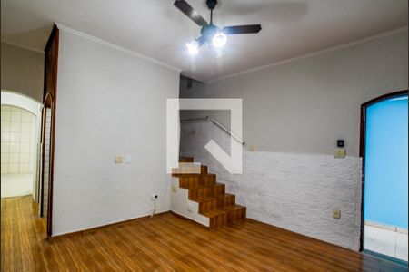 Sala de casa à venda com 3 quartos, 149m² em Vila Mazzei, Santo André