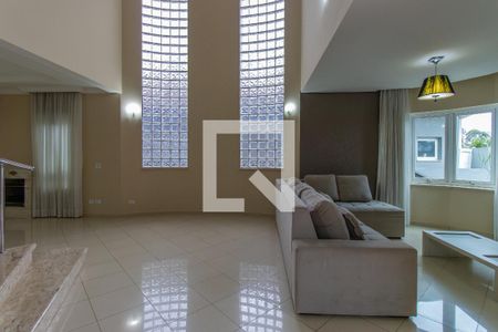 Sala de casa de condomínio para alugar com 4 quartos, 600m² em Caiapia, Cotia