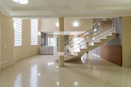 Sala de casa de condomínio para alugar com 4 quartos, 600m² em Caiapia, Cotia
