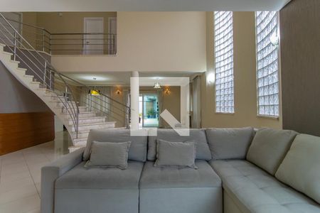 Sala de casa de condomínio para alugar com 4 quartos, 600m² em Caiapia, Cotia