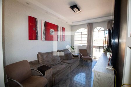 Sala de estar  de apartamento à venda com 3 quartos, 180m² em Prado, Belo Horizonte
