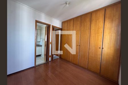 Suíte de apartamento para alugar com 3 quartos, 72m² em Continental, Osasco