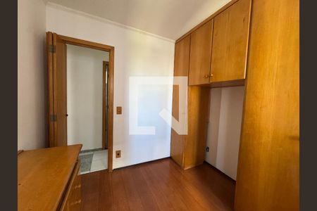 Quarto 3 de apartamento para alugar com 3 quartos, 72m² em Continental, Osasco