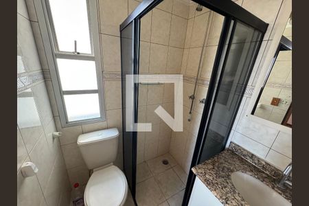 Banheiro da Suíte de apartamento para alugar com 3 quartos, 72m² em Continental, Osasco