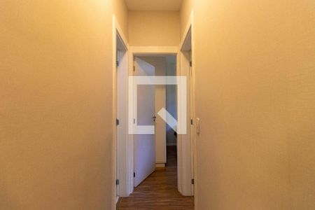 Corredor de apartamento para alugar com 2 quartos, 58m² em Granja Viana, Cotia