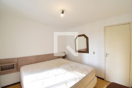 Quarto 1 de apartamento para alugar com 2 quartos, 96m² em Bigorrilho, Curitiba