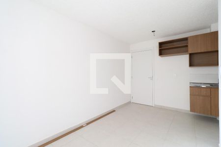 Sala/Cozinha/Área de serviço  de apartamento para alugar com 2 quartos, 34m² em Parque Industrial Tomas Edson, São Paulo