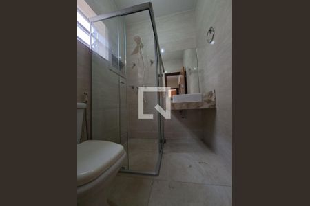 Banheiro  de casa para alugar com 3 quartos, 155m² em Parque Recreio, Contagem