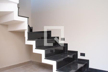 Hall de entrada de casa à venda com 3 quartos, 160m² em Parque São Lucas, São Paulo