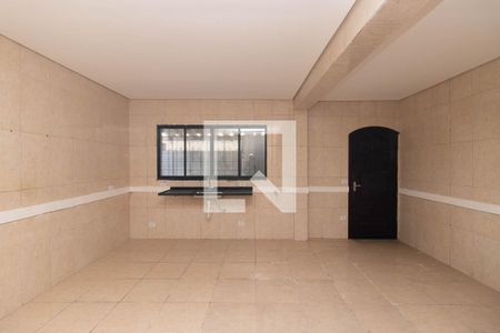 Cozinha de casa para alugar com 2 quartos, 130m² em Vila Santa Terezinha (zona Norte), São Paulo