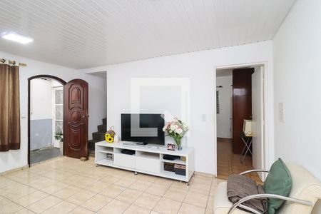 Casa à venda com 3 quartos, 100m² em Conjunto Residencial José Bonifácio, São Paulo