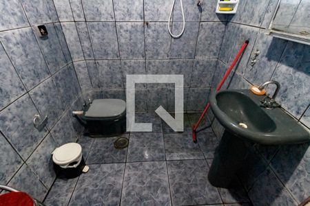Banheiro 1 de casa à venda com 4 quartos, 200m² em Parque Regina, São Paulo