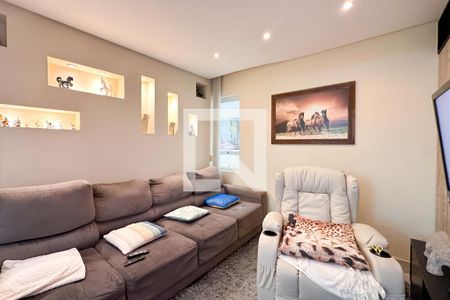 Sala de TV de casa à venda com 3 quartos, 291m² em Parque dos Passaros, São Bernardo do Campo