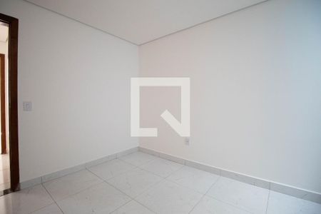 Quarto 2 de apartamento para alugar com 2 quartos, 60m² em Conjunto 21, Brasília