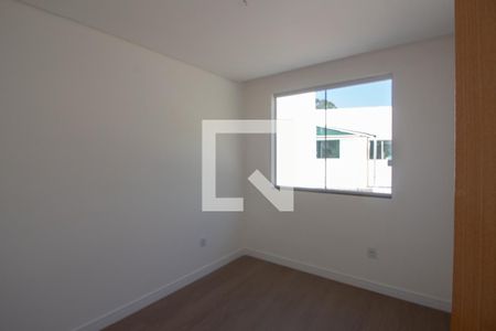 Quarto 2 de casa à venda com 2 quartos, 70m² em Parque Xangri-lá, Contagem