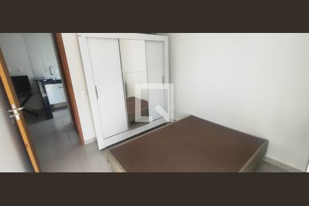 Quarto de apartamento para alugar com 2 quartos, 50m² em Recreio dos Bandeirantes, Rio de Janeiro