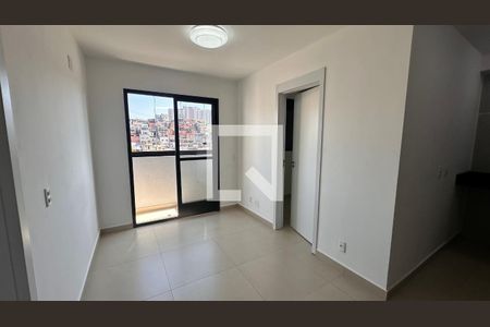 Sala/cozinha de apartamento para alugar com 2 quartos, 38m² em Jardim São Luís, São Paulo