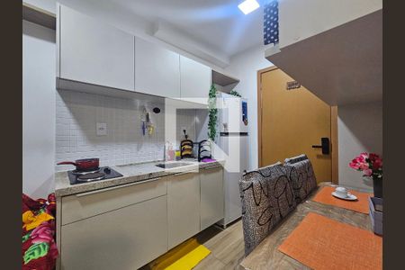 Sala/Cozinha de apartamento para alugar com 1 quarto, 30m² em Amaralina, Salvador