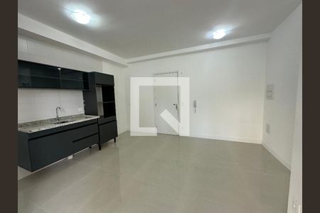 Sala de apartamento para alugar com 2 quartos, 48m² em Vila Engenho Novo, Barueri